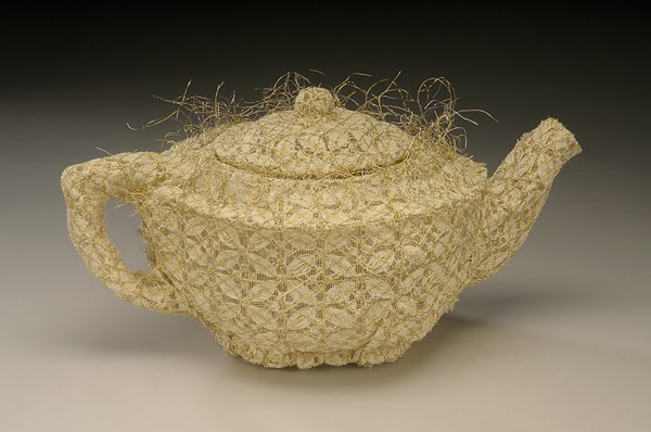 lace teapot cover 1.jpg